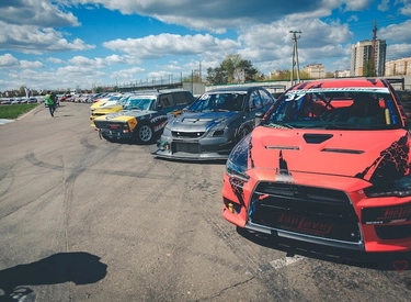 Фото