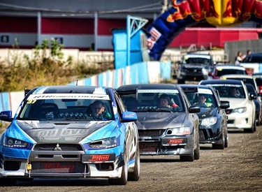Фото