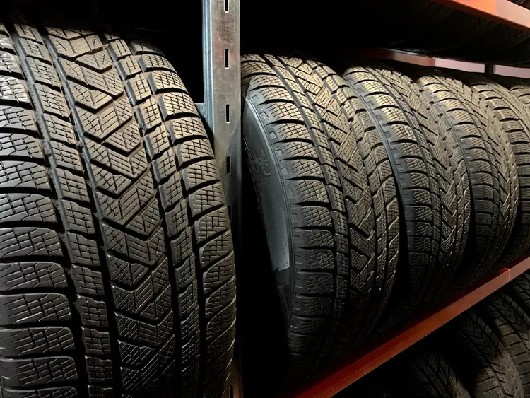 Фото